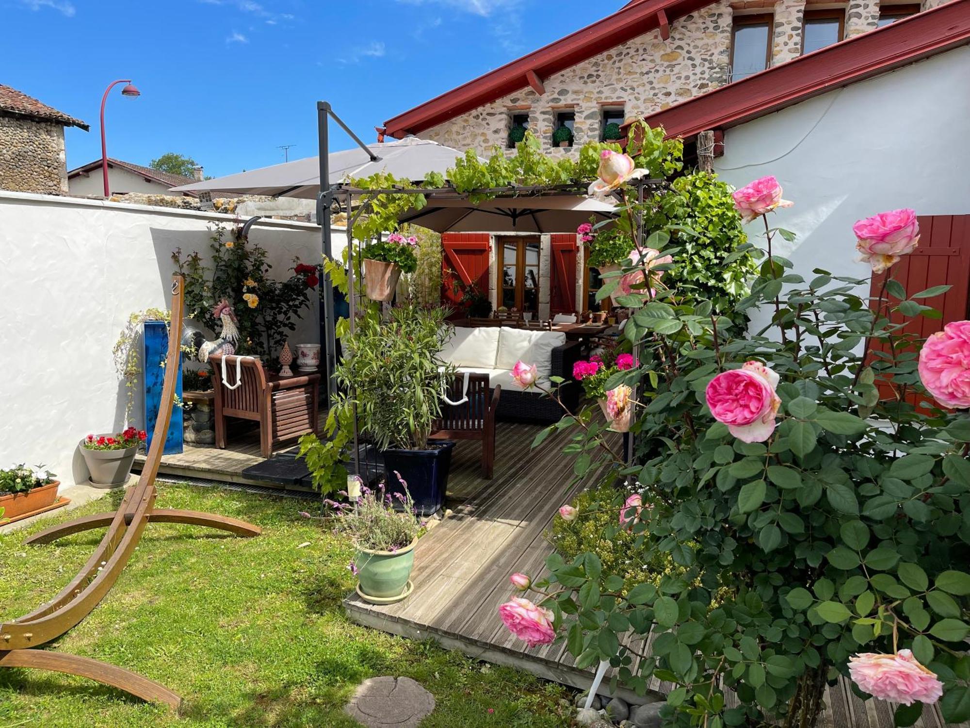 Lahontan Entre Pays Basque Et Bearn B&B 외부 사진